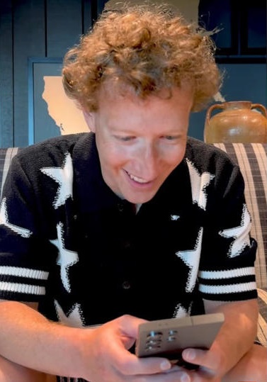 Mark Zuckerberg asegura que el celular va a desaparecer durante la década del ’30