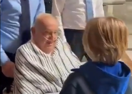 El papa Francisco reapareció en la Basílica de San Pedro vestido de civil