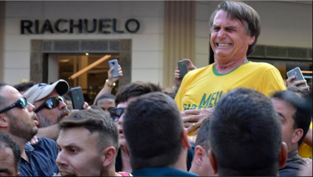 Norte de Brasil: Jair Bolsonaro fue hospitalizado de urgencia por fuertes dolores en el abdomen