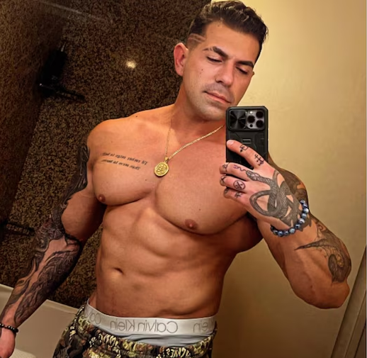 Damien Stone, campeón de fisicoculturismo y actor de cine condicionado, murió a los 32 años