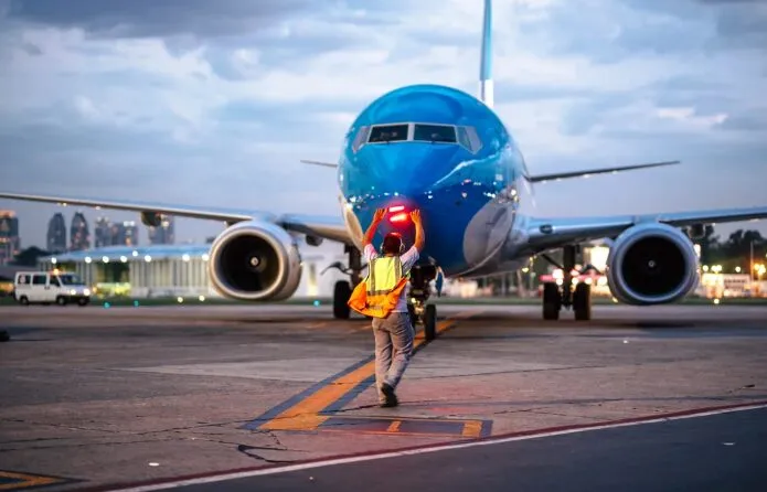 Vuelos complicados: 258 cancelados y 20 mil pasajeros varados