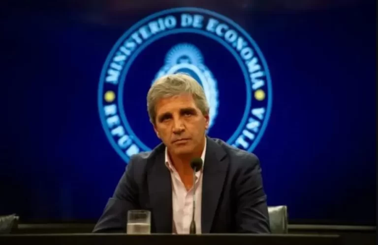 El ministro Caputo será parte de las reuniones del FMI y el Banco Mundial​