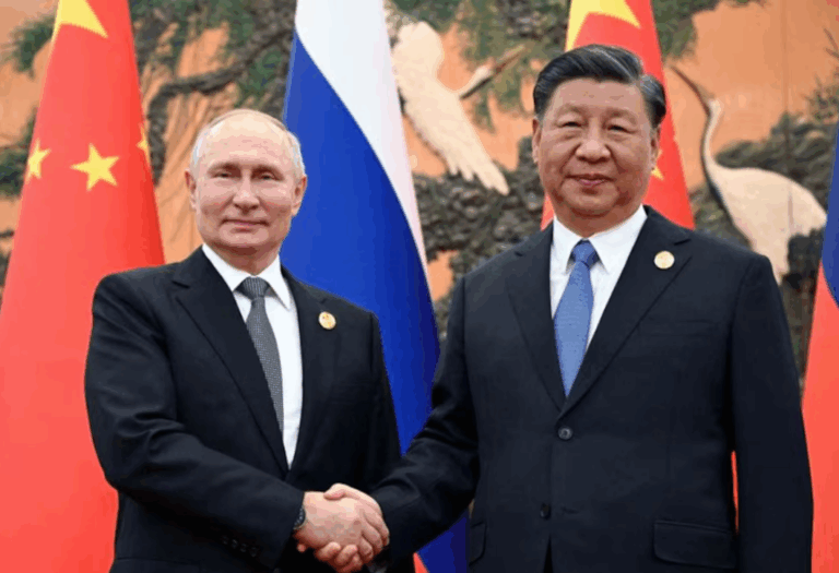 Xi Jinping inicia una visita de cuatro días a Rusia tras el ataque de drones ucranianos a Moscú