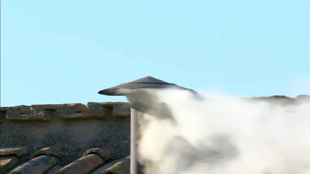 Fumata blanca: inminente anuncio del nuevo Papa