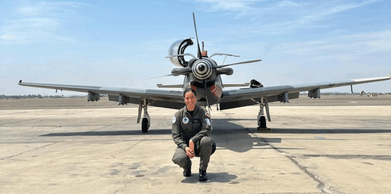 Ashley Vargas Mendoza, piloto desaparecida el martes al caer su avión, fue hallada con vida