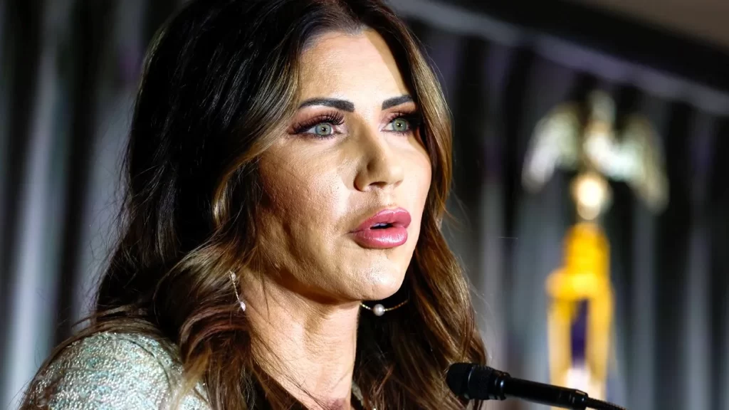 Kristi Noem, secretaria de Seguridad de Estados Unidos.