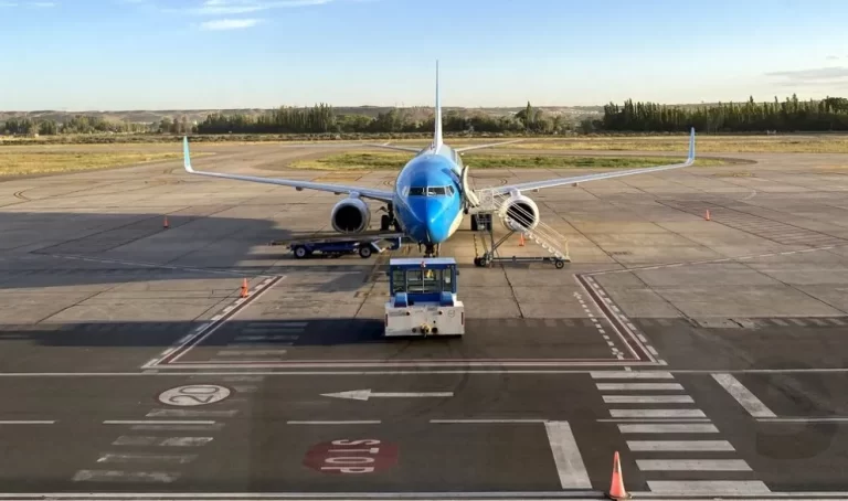 El Gobierno modificó los descansos de los pilotos y habilitó mayor flexibilidad para las aerolíneas