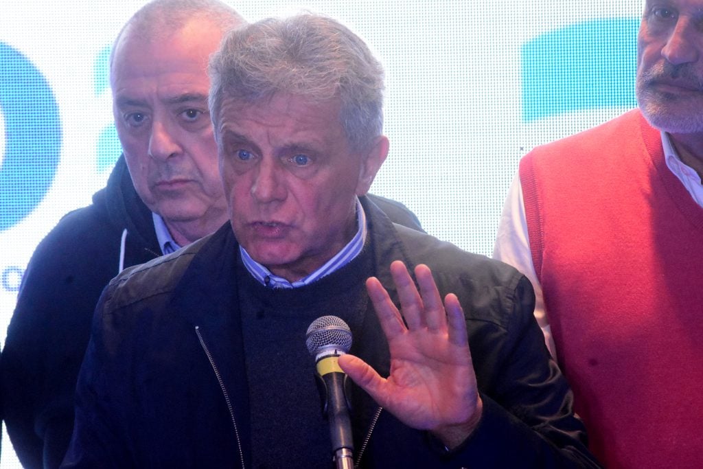 Pulti llamó “a seguir trabajando” y a construir una “alternativa” a Milei