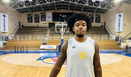 Peñarol avanza para cambiar a Gus Okafor por Nathan Hoover