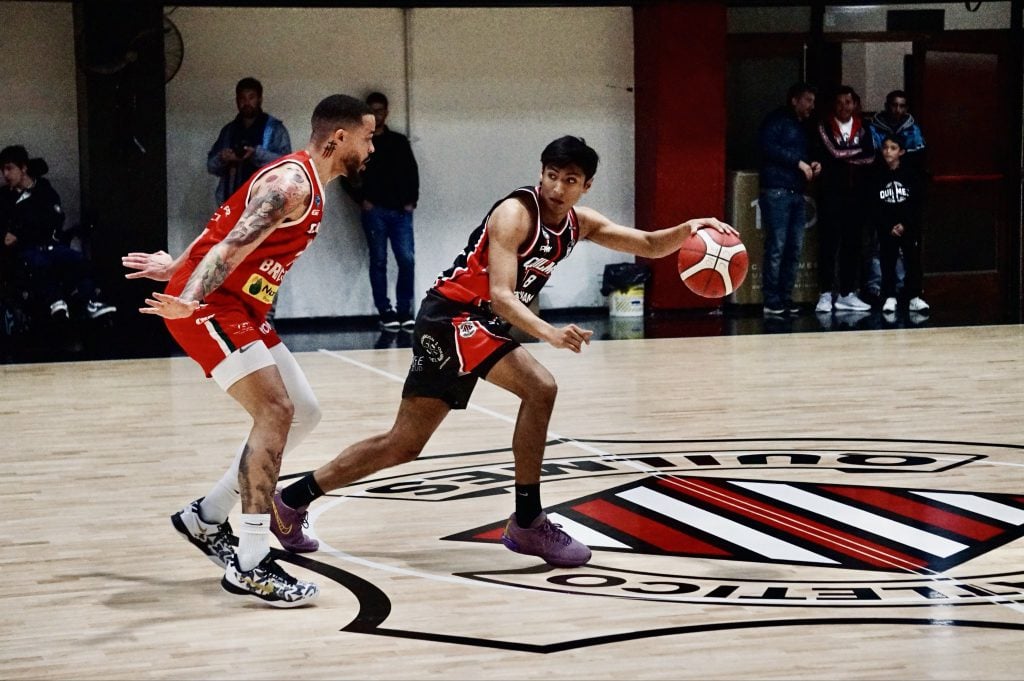 Quilmes fue de menor a mayor para vencer a Ciclista en su último ensayo