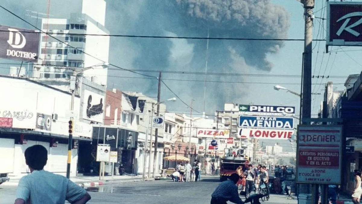 A 30 años del atentado en Río Tercero: siete muertos, 300 heridos y la destrucción total