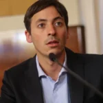 DcygaBdWAAU6R5d-696x464